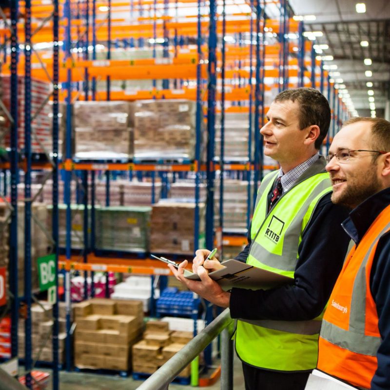 How Staffing Agencies Help Businesses Find Qualified MHE Operators in Canada
